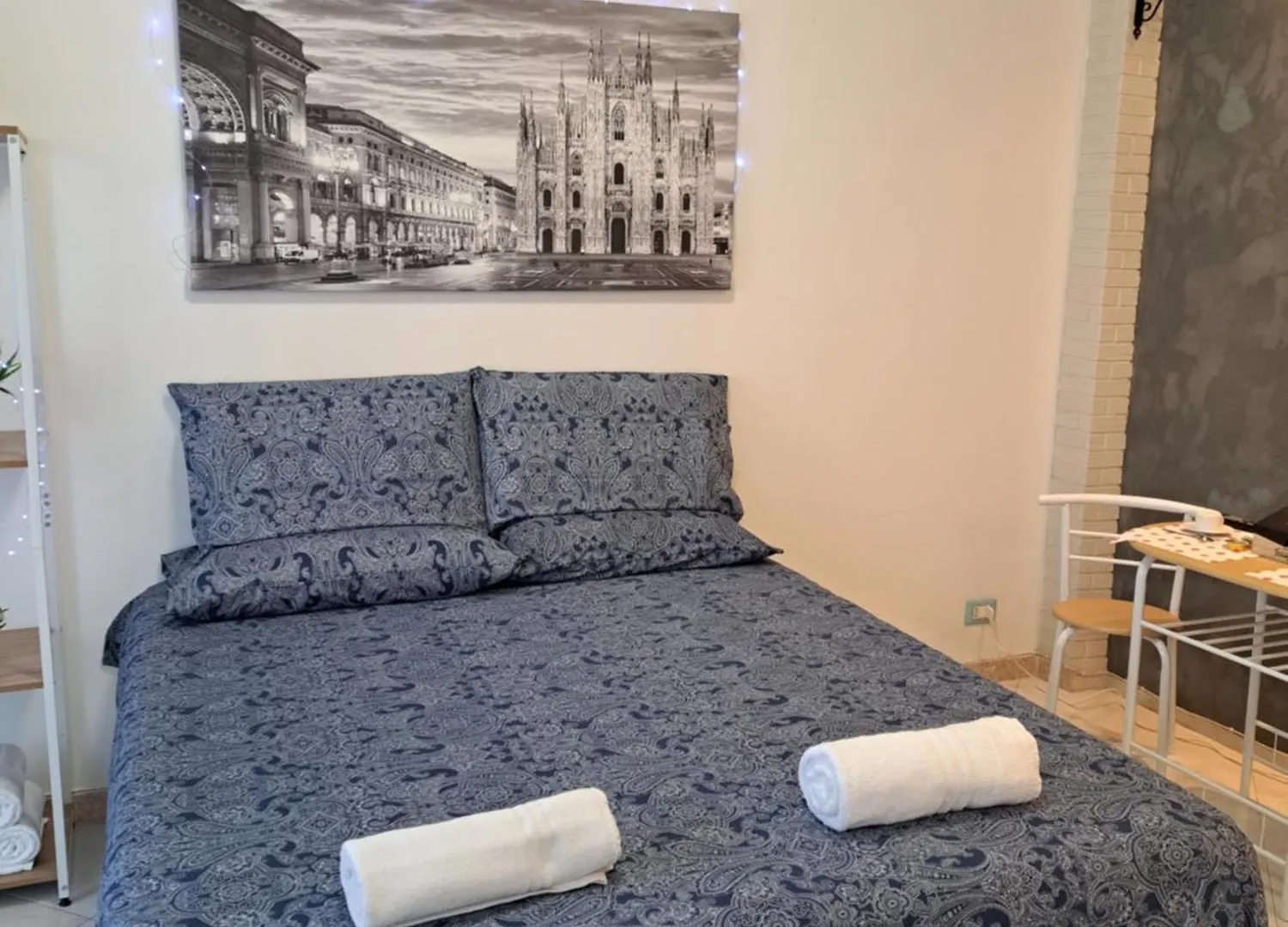 B&B Apartment San Siro Stadio 132 Milan 0*,  Italy